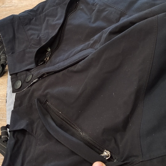 ❤️⬛ Patagonia Women's Black Snowpants or Ski pants size 8⬛❤️ VERY NICE!!❤️ - Picture 8 of 11
